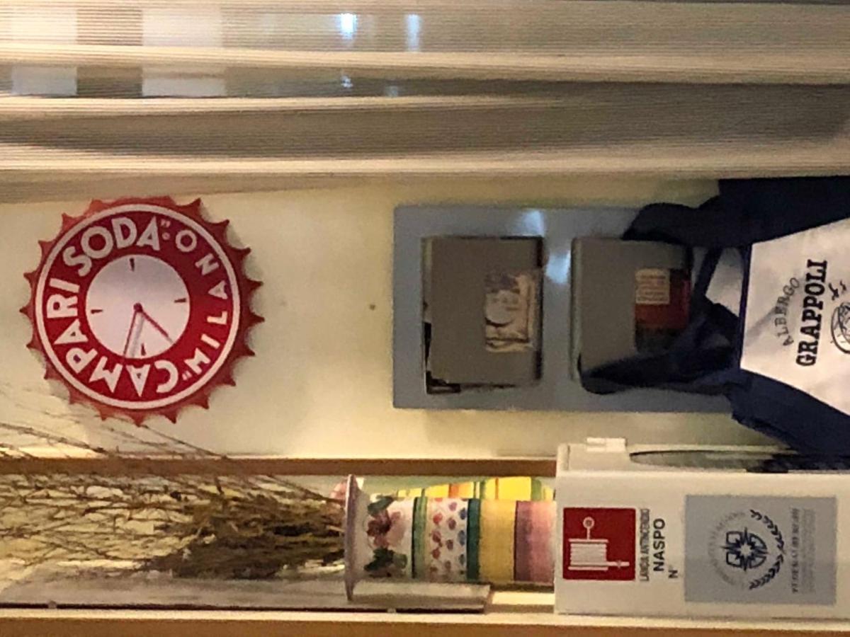 Hotel Grappoli Ρίμινι Εξωτερικό φωτογραφία