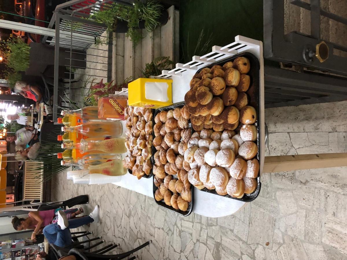 Hotel Grappoli Ρίμινι Εξωτερικό φωτογραφία